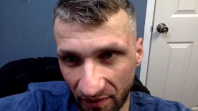 sexyhotstud12 live sex cam