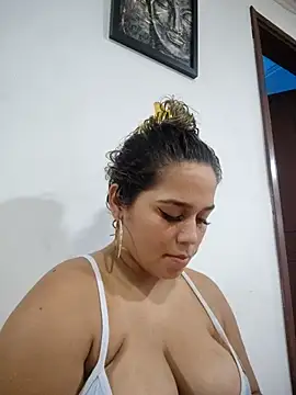 LaurenWelly_ live sex cam