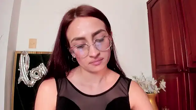 AndraCyruss's cam snapshot