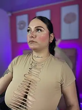 Megaan__More's cam snapshot