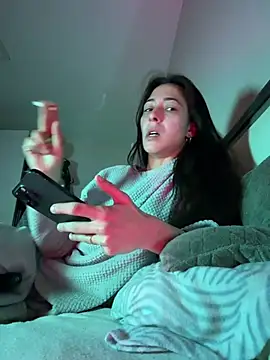 SOFIASWEETSECRETT live sex cam