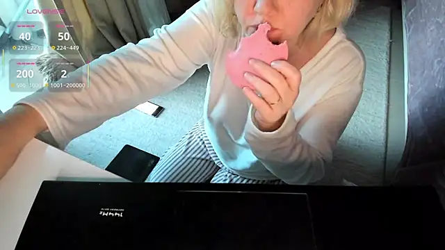 Colette__1977's cam snapshot