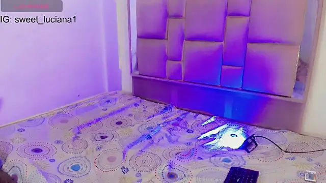 roxanawillts live sex cam