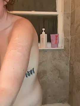 Curliegirlie's cam snapshot