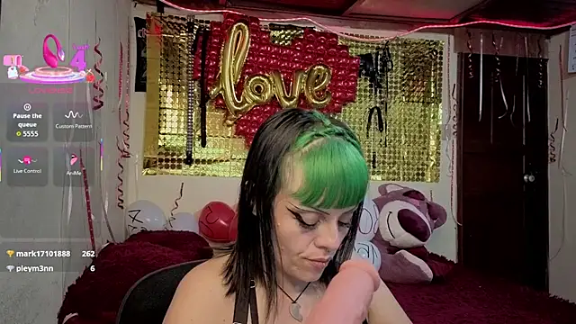 freyaa_sorcerees live sex cam