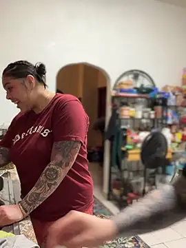 KittyTatts live sex cam