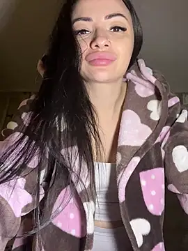 Layana_Ro's cam snapshot