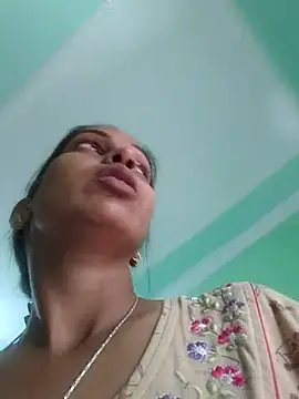 Sexy-Kavya2 live sex cam