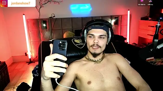 JordanShow's cam snapshot