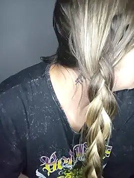 Fernandar2025 live sex cam