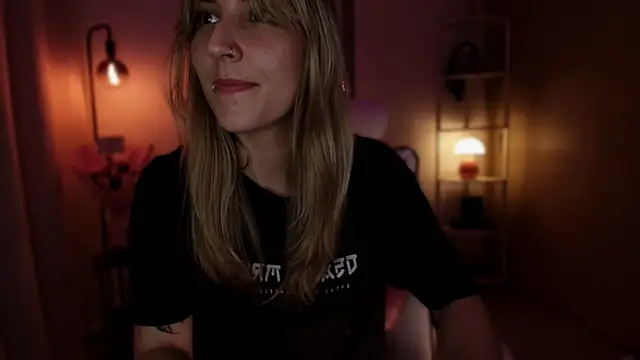 Dakotaa_'s cam snapshot