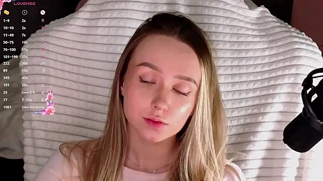 HollisBeckett's cam snapshot