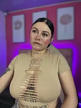 Megaan__More's cam snapshot