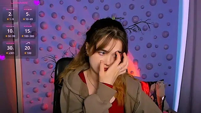 liana_kisses's cam snapshot