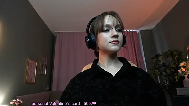 Jamie_Chung's cam snapshot