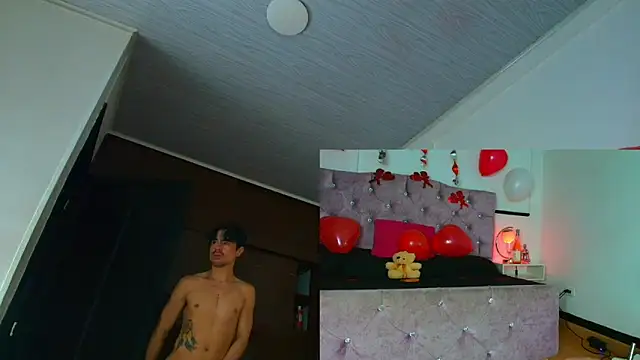 Ethan_Briggs_'s cam snapshot