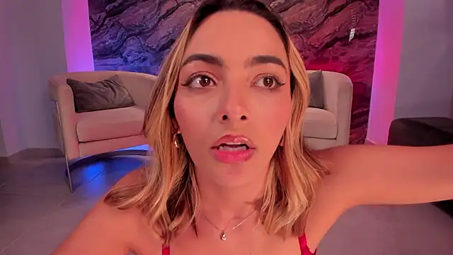 MelissaMoore_'s cam snapshot