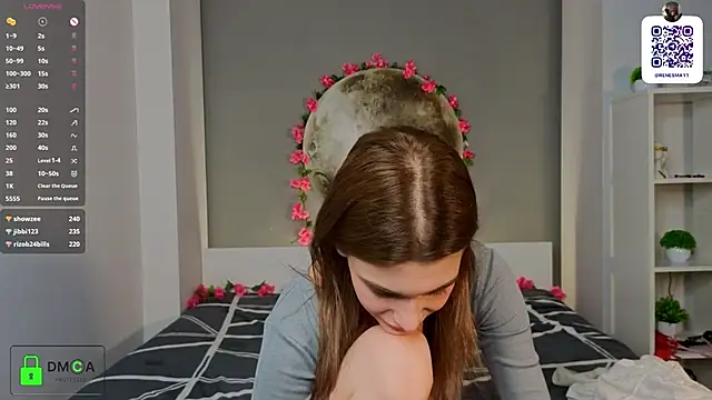 AdameShoyer's cam snapshot