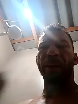 RobertoLuiz84 live sex cam