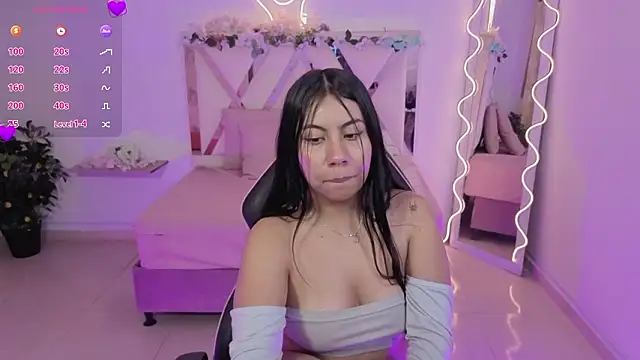 ZURY_TAY's cam snapshot