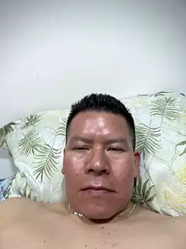 Manu0586 live sex cam