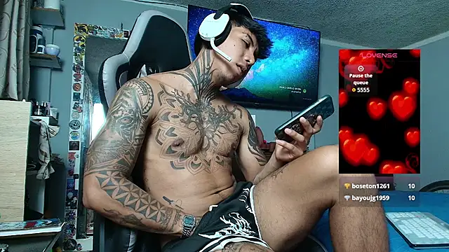 Nickhot0609 live sex cam