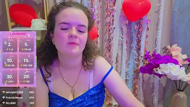 Luisa_Rosee's cam snapshot