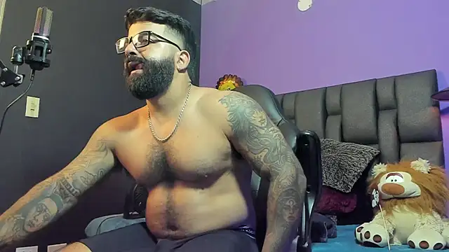 Lyon_vach live sex cam