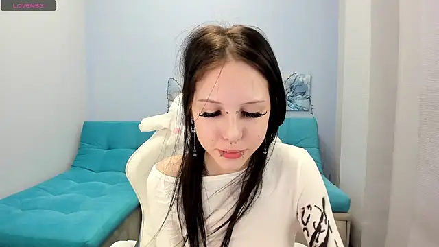 BlackCrown18's cam snapshot