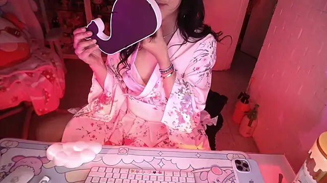 kaithra's cam snapshot