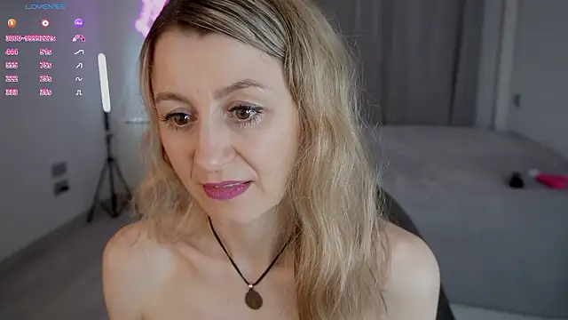 __Milana____'s cam snapshot