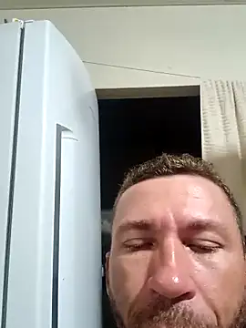 RobertoLuiz84 live sex cam