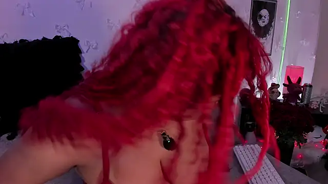 pamela_doll3's cam snapshot