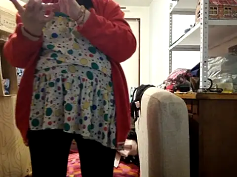 Samantha_Squirt@xh live sex cam