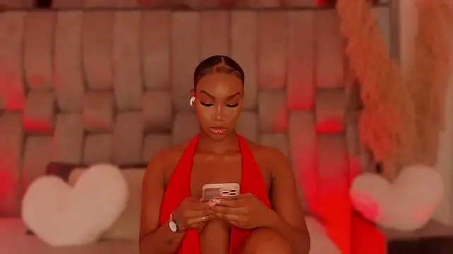 ChaynnaCooper's cam snapshot