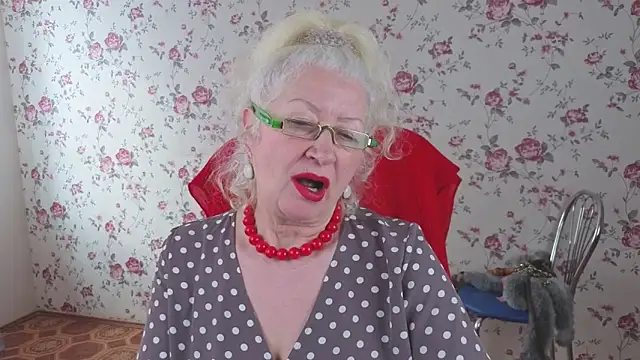 Maya_Mayflower live sex cam