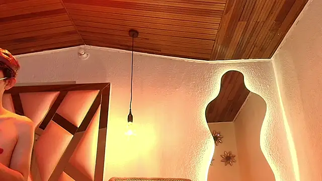 LucaNova_nom's cam snapshot