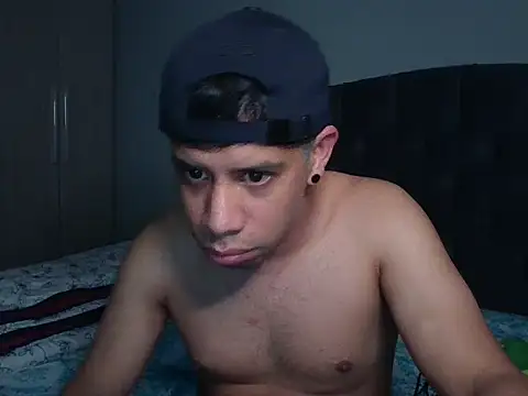 WILD_BIGCOCK35's cam snapshot