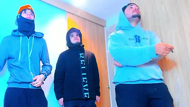 TheBatMansion's cam snapshot