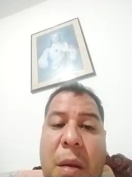 latinblack16's cam snapshot