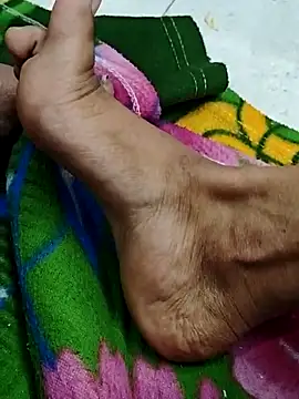 UP_Queen's cam snapshot