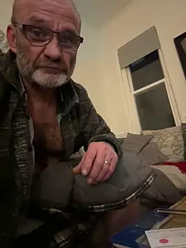 Shyboy817 live sex cam