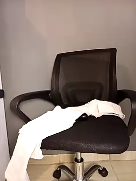 lisa_larry88's cam snapshot