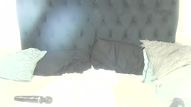 BootyClitQueen's cam snapshot