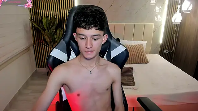 Patrick_Howland_ live sex cam