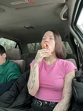 chilhorny's cam snapshot