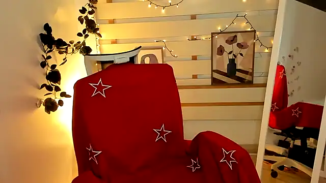 Aurora_Loveu's cam snapshot