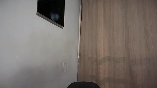 romeolovedark live sex cam