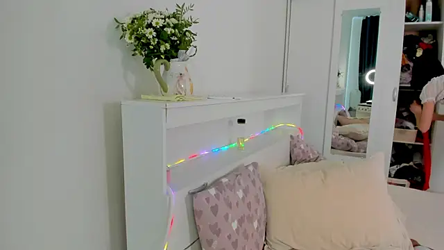 crystalnut live sex cam