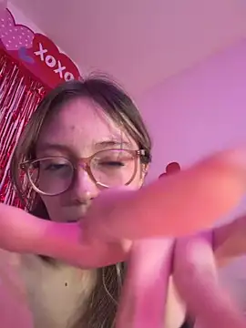 ReenKitty live sex cam